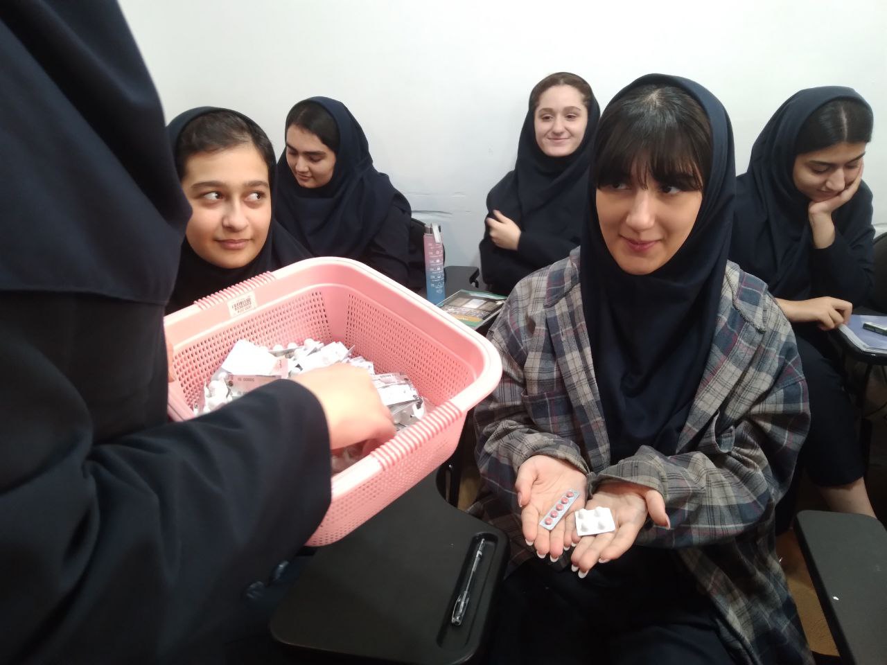 قرص آهن در مدرسه