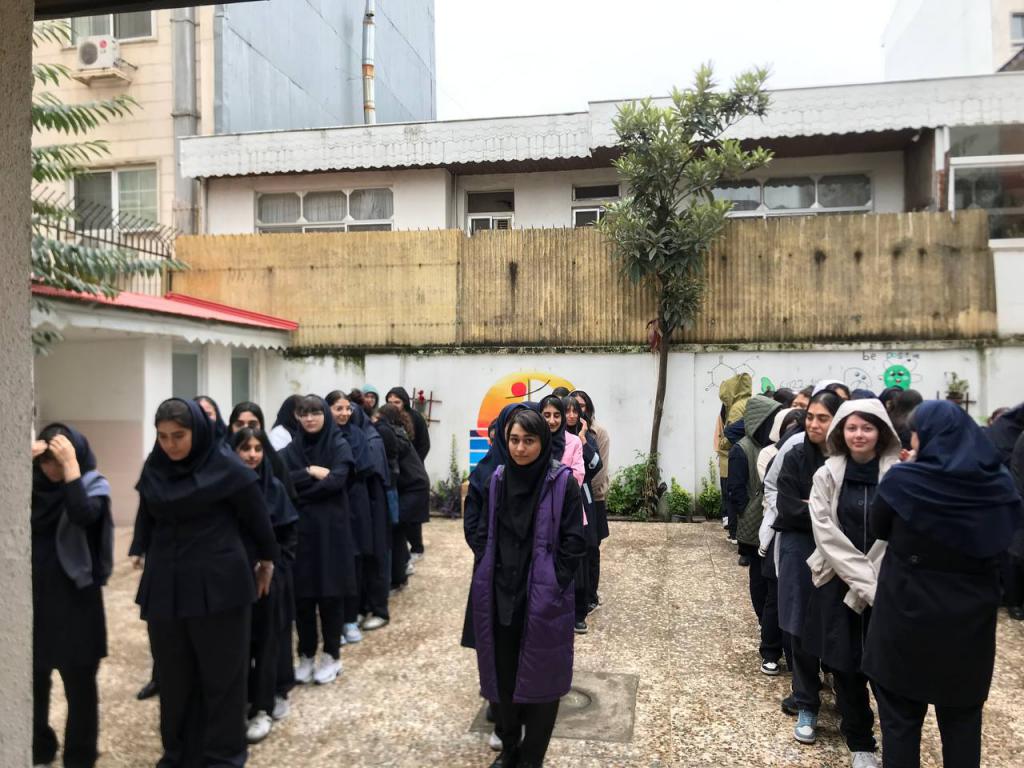 آغاز سال تحصیلی جدید در دبیرستان دخترانه وارسته