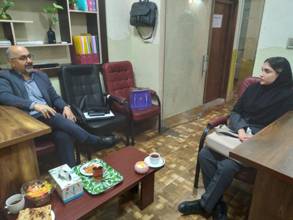 برنامه ریزی و مشاوره برای دانش آموزان با آقای وارسته و خانم راسخی